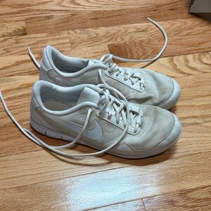 Nike Cream Athletic Shoes
